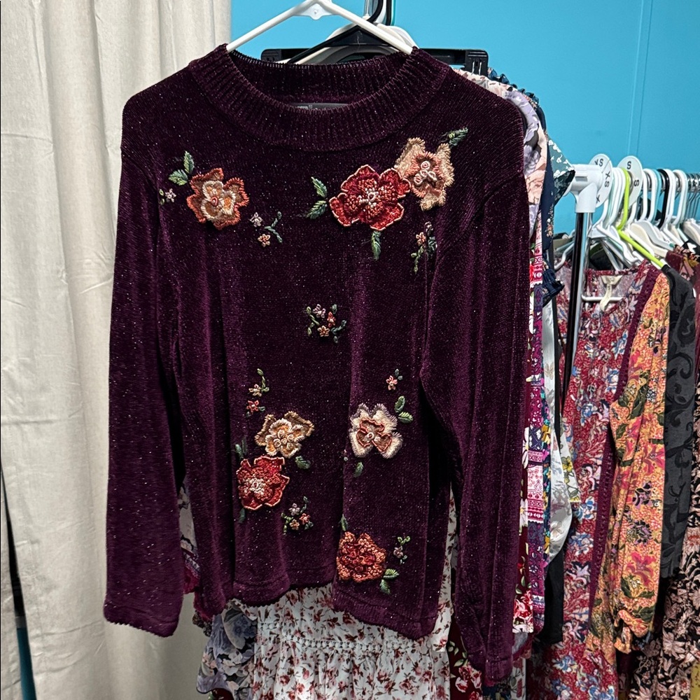 Embroidered Floral Velvet Top